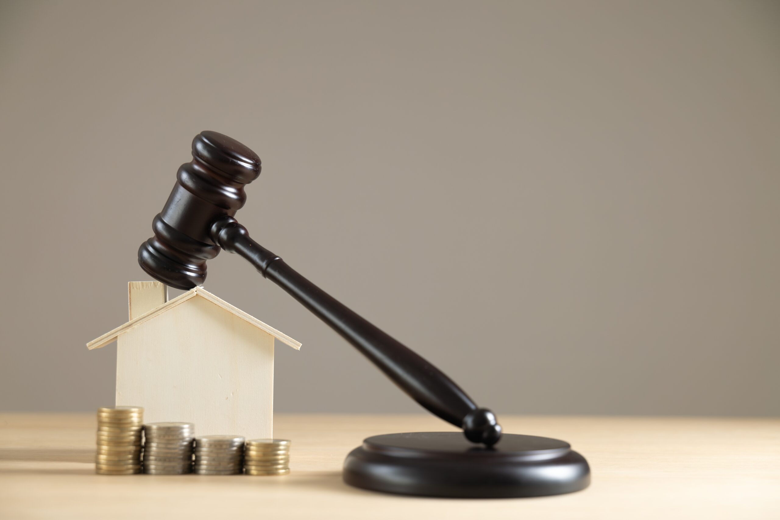 Selling a House While Going Through Bankruptcy in Texas: What Are Your Options?